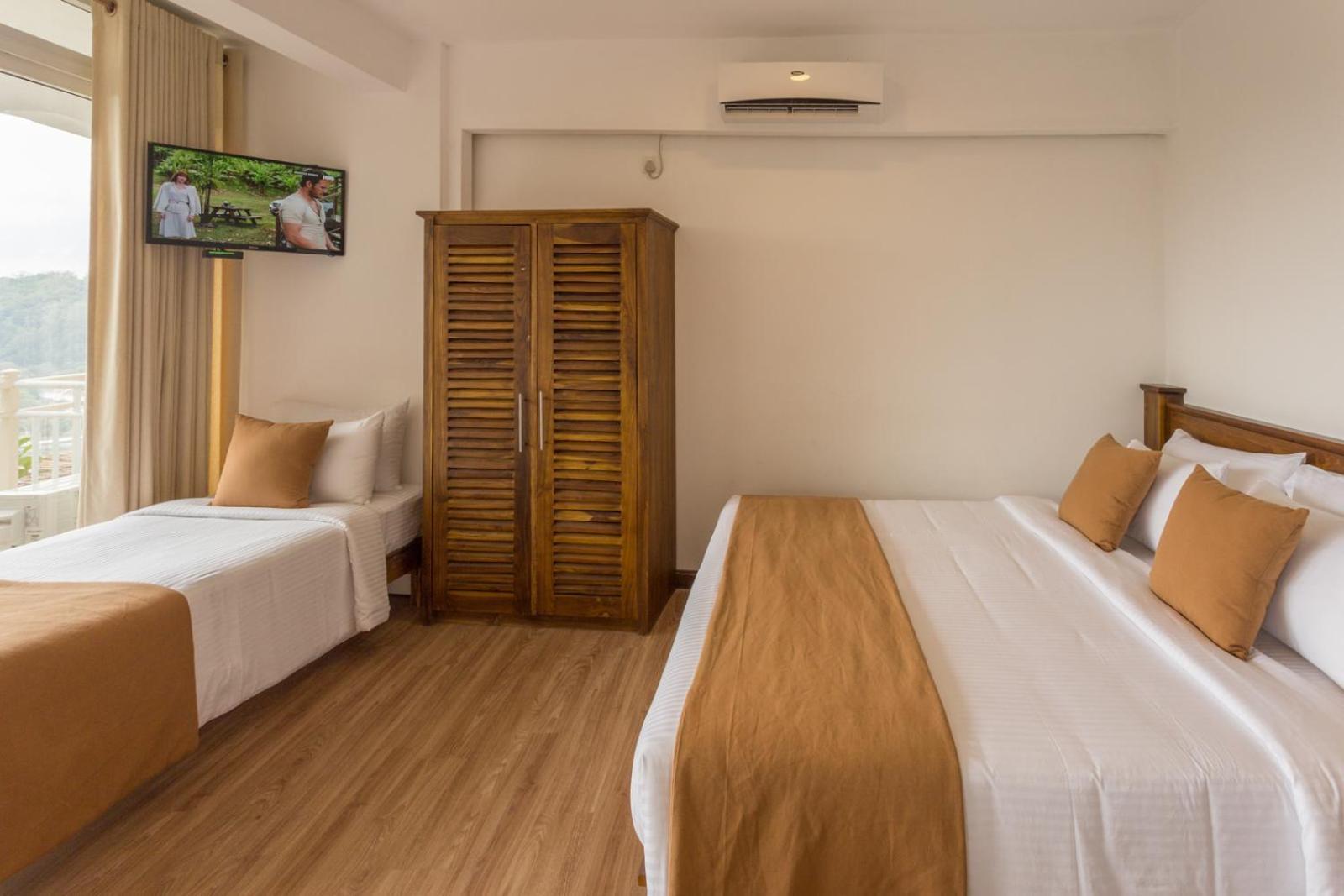 360 Lake View Hotel Kandy Exterior photo