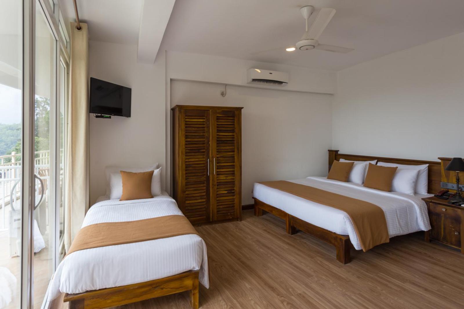 360 Lake View Hotel Kandy Exterior photo